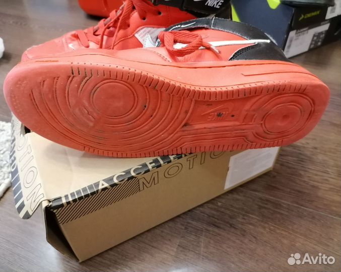 Кроссовки Nike