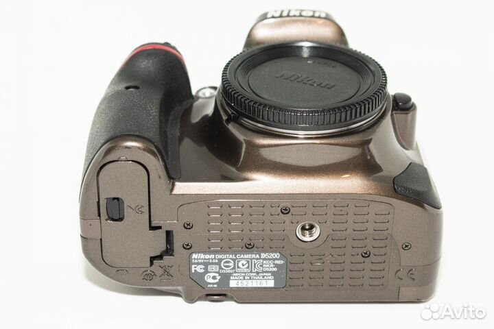 Nikon D5200 bronze тушка