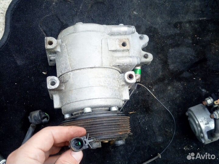 Компрессор кондиционера Мазда форд