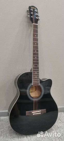 Акустическая гитара новая