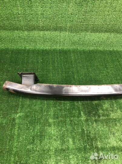 Усилитель заднего бампера Skoda Octavia Tour