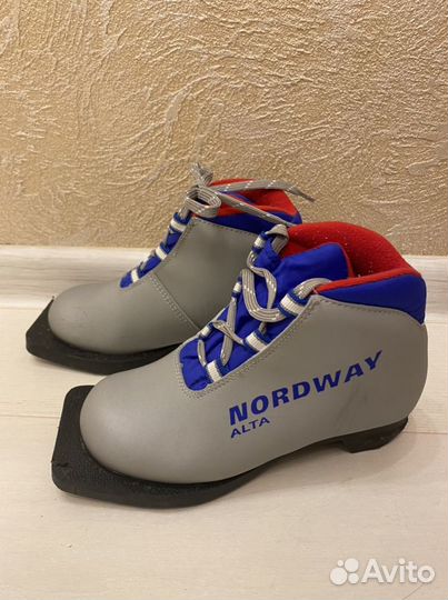 Лыжные ботинки детские 31