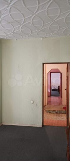 3-к. квартира, 74 м², 1/3 эт.