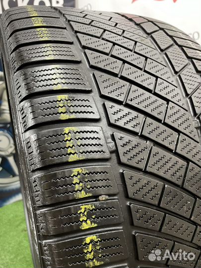 Continental ContiWinterContact TS 830 P 285/35 R20 104V