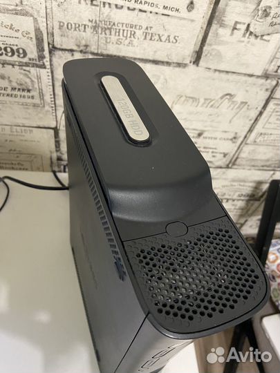 Xbox 360 с 2 джойстиками и 20 Играми