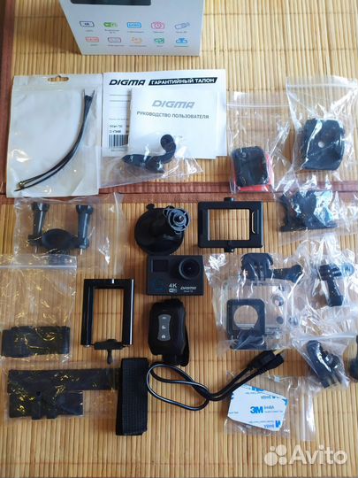Экшн камера Digma DiCam 72c