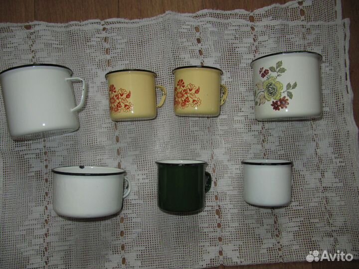 Эмалированные кружки, тазы, блюда СССР