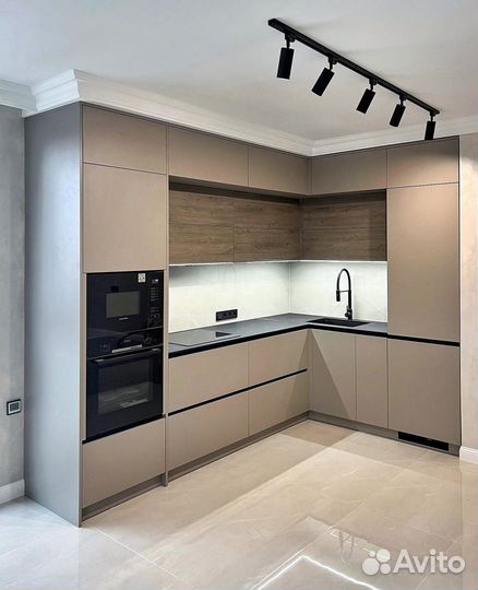 Кухни на заказ. Любые размеры