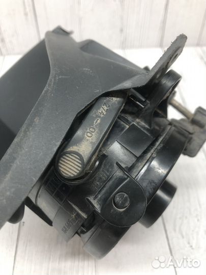 Фара птф. бу Лада Приора