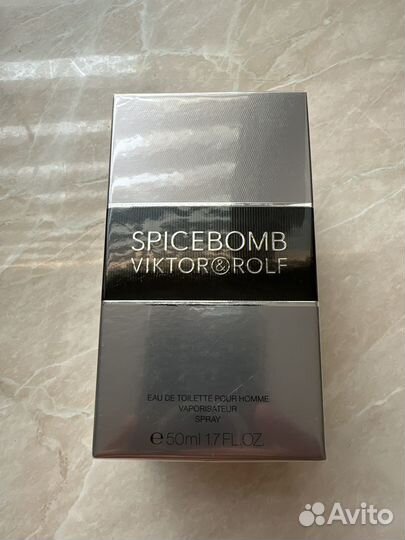 Мужской парфюм Viktor&Rolf Spicebomb 50мл