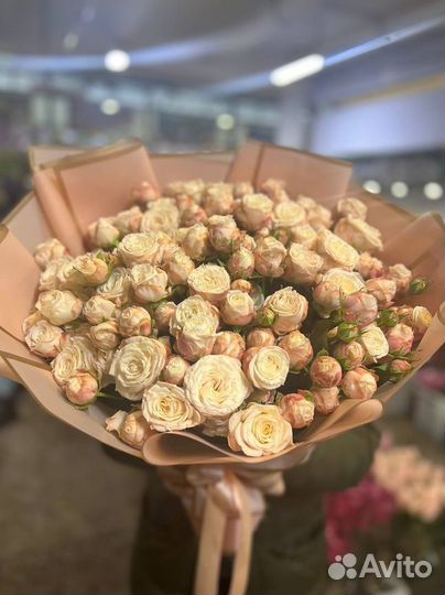 Букет роз. Пионовидные розы. 101. 51. 35. 25