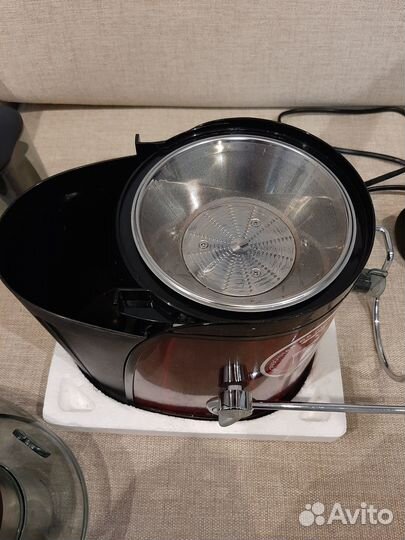 Центробежная соковыжималка Scarlett SC-JE50S15