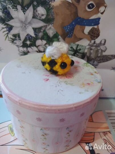 Игрушка пчела