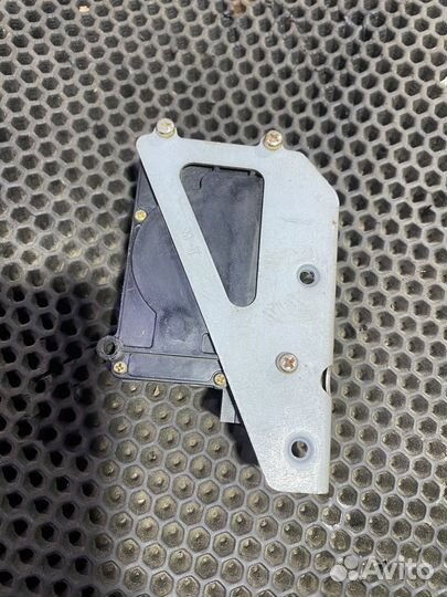 Сервопривод замка багажника Hyundai Santamo