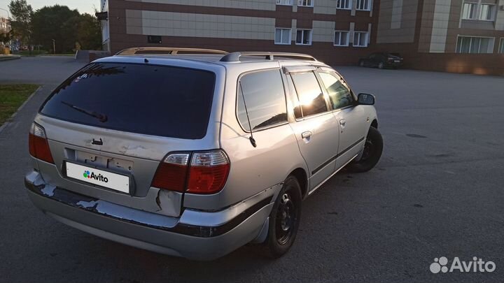 Nissan Primera 1.8 AT, 2000, 300 000 км