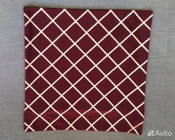 Подушки для дивана, есть все цвета