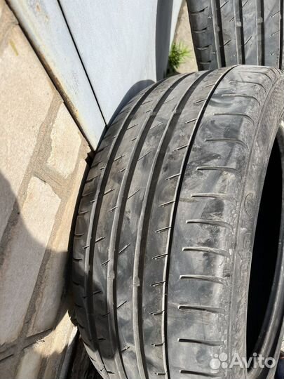 Continental ContiCrossContact UHP 235/40 R18 и 245/45 R18