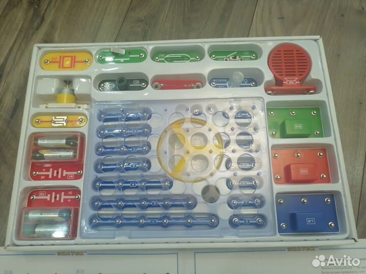 Электронный конструктор знаток 180 схем