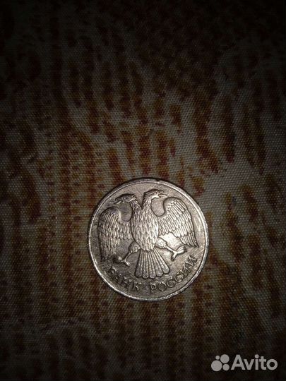 Продам монету цена сдельная