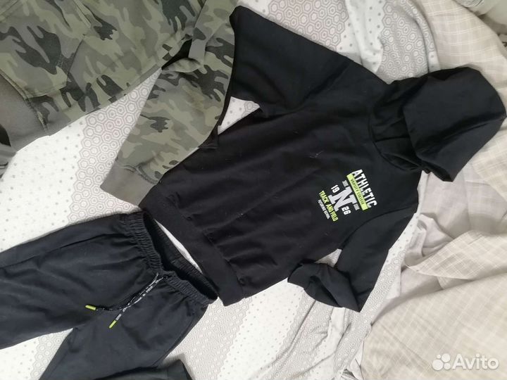 Спортивный космюм р140-146