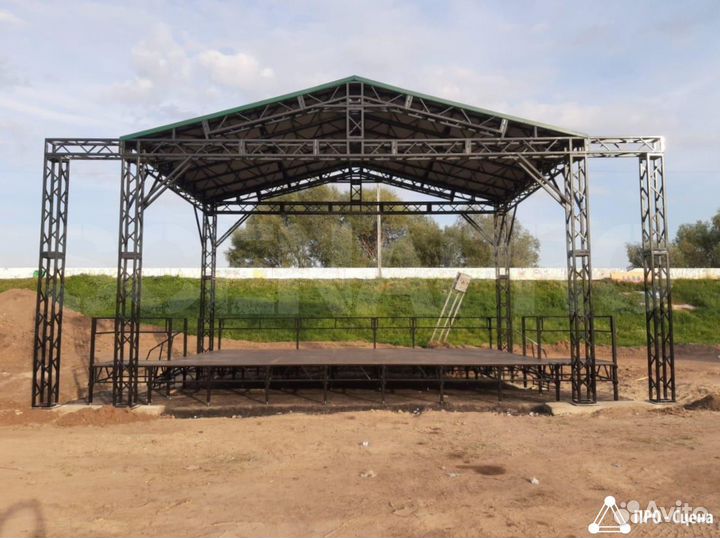 Стационарная уличная сцена 8,4 х 6,0 м