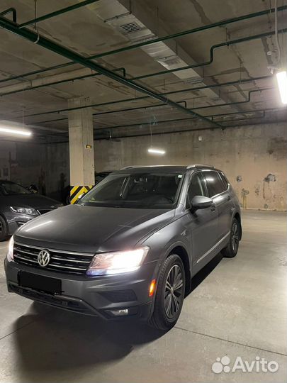 Volkswagen Tiguan 2.0 AT, 2019, 92 000 км