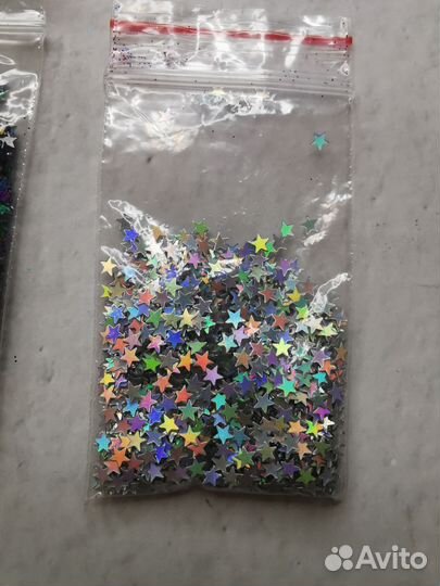 Стразы пайетки