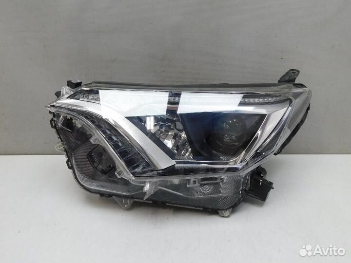 Фара левая Toyota RAV4
