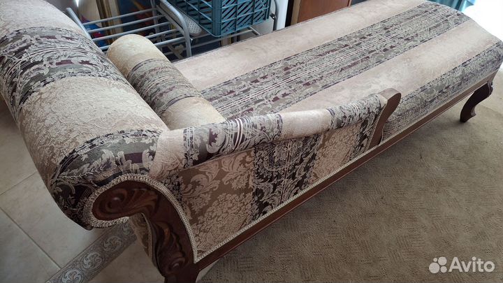 Диван-рекамье