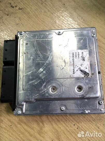 Эбу 0281011411 BMW E46 2.0D