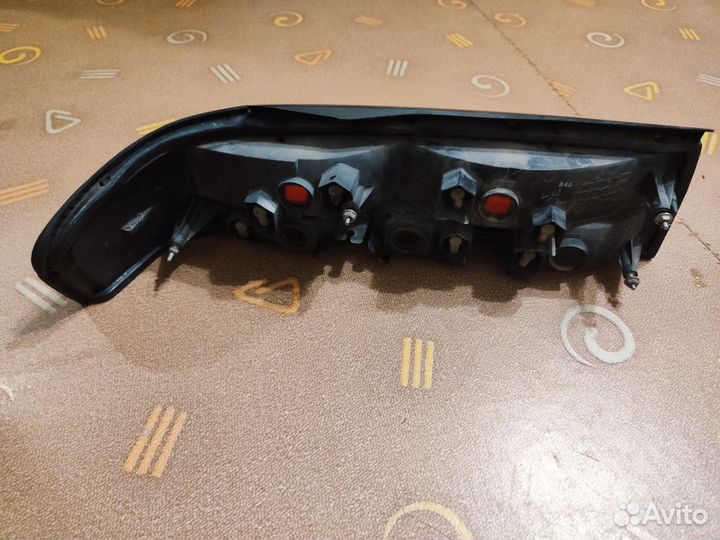 Фонарь задний правый cresta 90