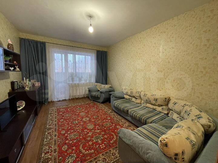 2-к. квартира, 51 м², 1/3 эт.
