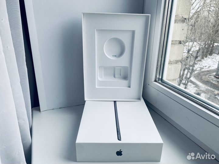 Коробка от iPad Applle Watch AirPods Tecno Camon