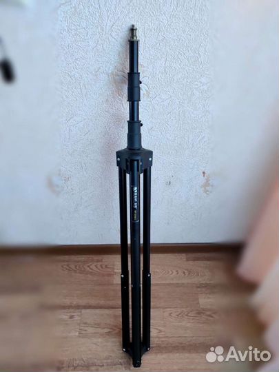 Стойка телескопическая осветительная