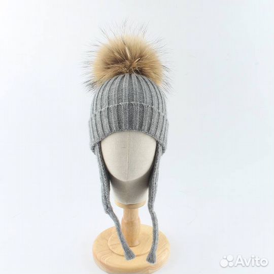 Шапка зимняя с помпоном