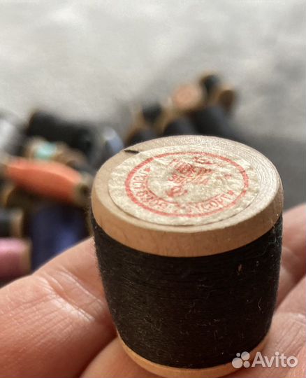 Нитки швейные СССР Черные