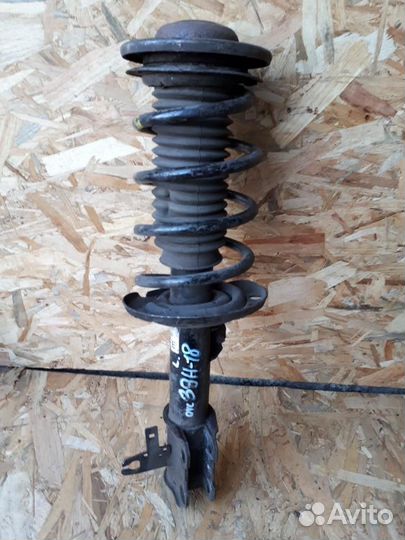 Амортизатор передний левый Opel Vectra C 2002-2008