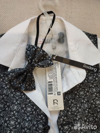 Рубашка, жилет, брюки