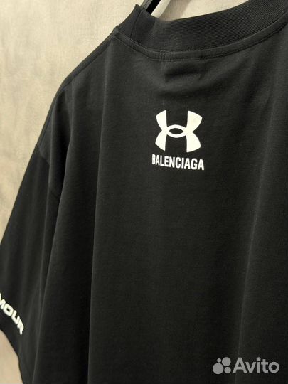 Крутая футболка Balenciaga
