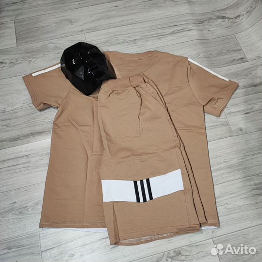 Спортивный костюм