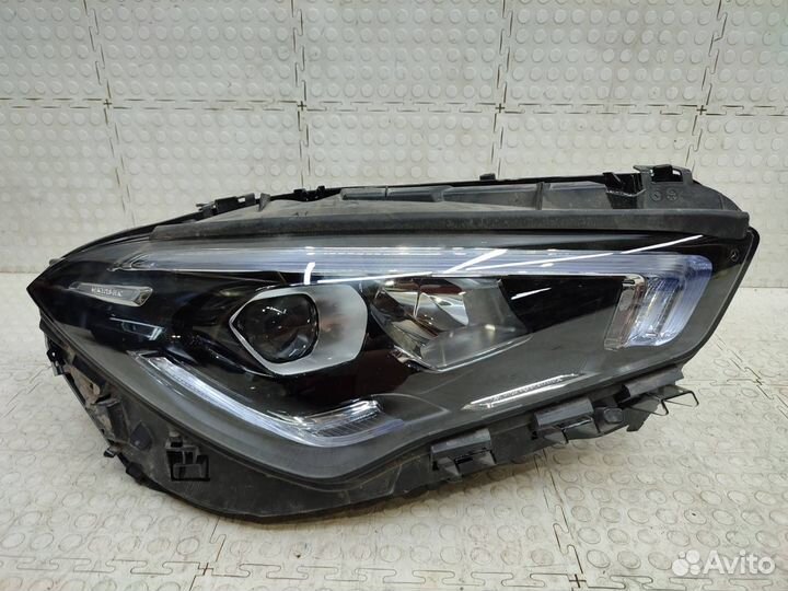 Фара правая Mercedes-Benz Cla-Class C118 2019