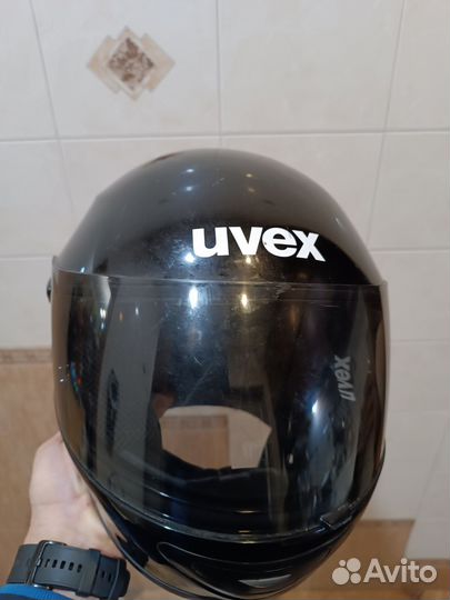 Мотошлем uvex