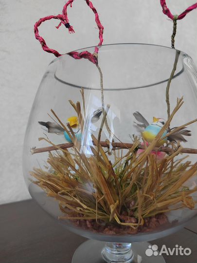 Ваза с декором