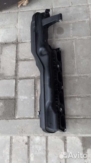 BMW 7 впускной коллектор