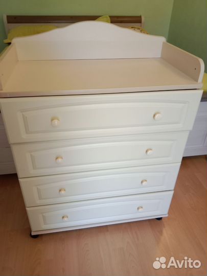 Комод с пеленальным столиком