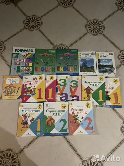 Школьные книги 1,2 класса б/у