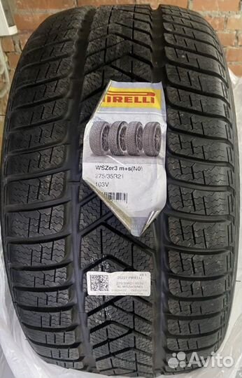 Pirelli Winter Sottozero Serie 3 275/35 R21 и 315/30 R21 110Y