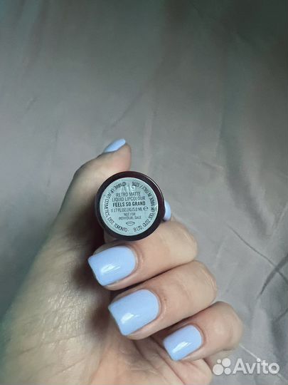 Матовая красная помада MAC