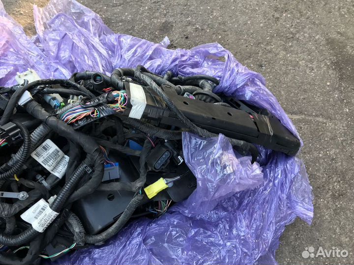 Проводка салона 3.0 Cadillac SRX II 09-12