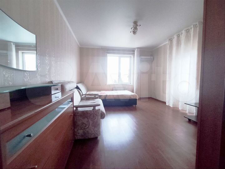 1-к. квартира, 42 м², 4/5 эт.